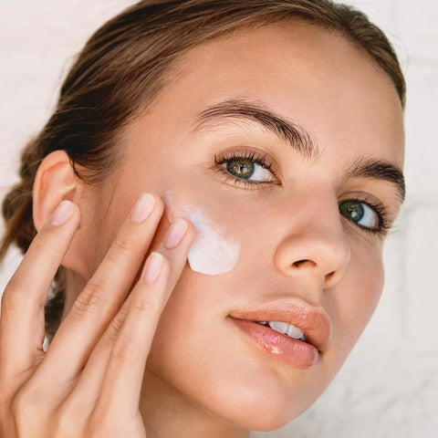 Clarins Multi-Active Renewing Night Moisturizer with Niacinamide | Smooth Fine Lines | Visibly Tighten Pores | Even Tone and Texture | Boost Glow | Strengthen Moisture Barrier | All Skin Types